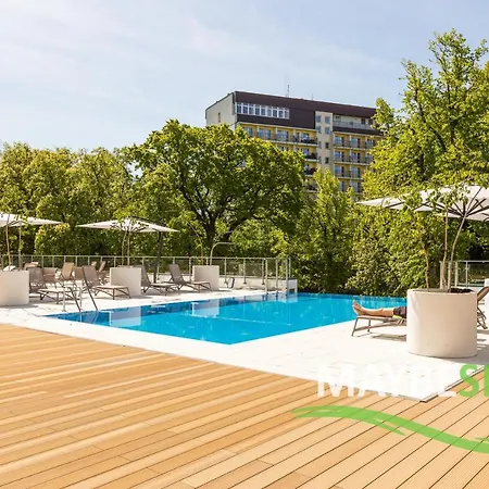 Maybesea Nadmorskie Tarasy A415 * Kolobrzeg